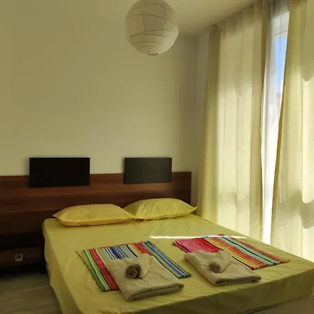 двустаен апартамент в - Rainboow Apartment Slantschew brjag