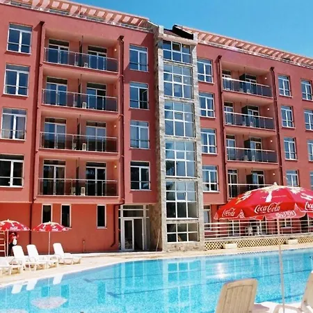 Apartment двустаен апартамент в - Rainboow Slantschew brjag